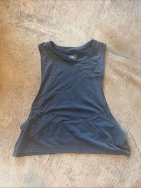 Athleta Navy Muscle Tee Tank - Sleeveless Workout Top